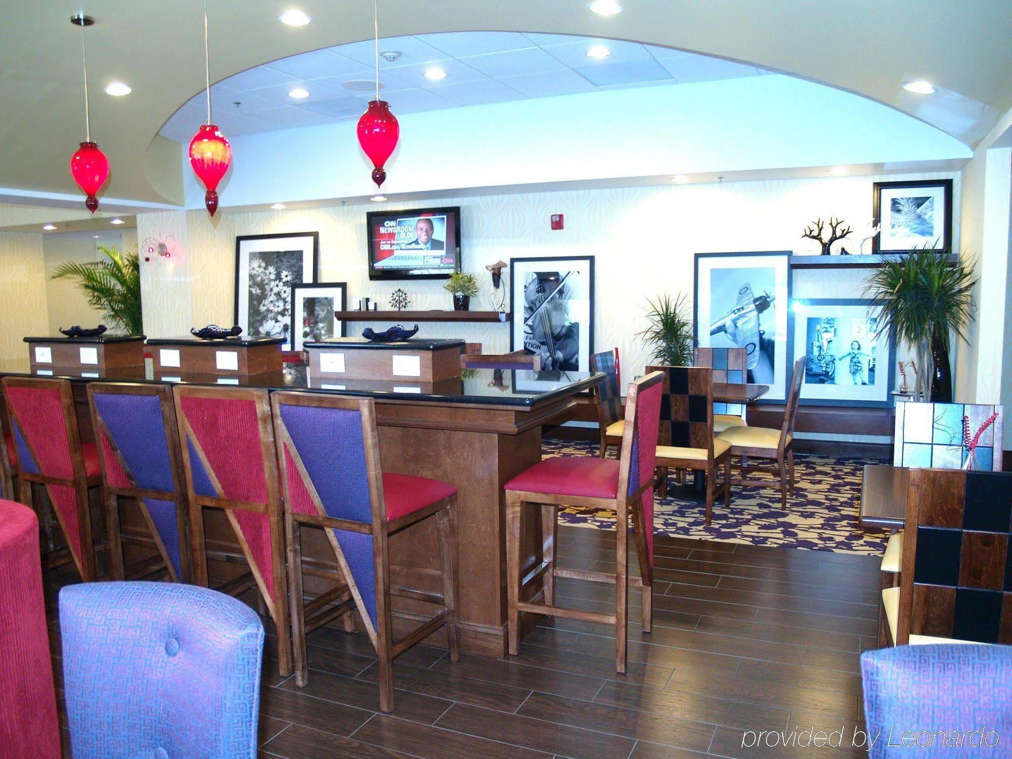 แฮมป์ตัน อินน์ ริชมอนด์-แอร์พอร์ต แซนด์สตัน ร้านอาหาร รูปภาพ